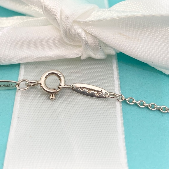 Tiffany & Co Peretti open heart necklace .925 6.8 grams 22mm 16” box MSRP $625 - Picture 9 of 10